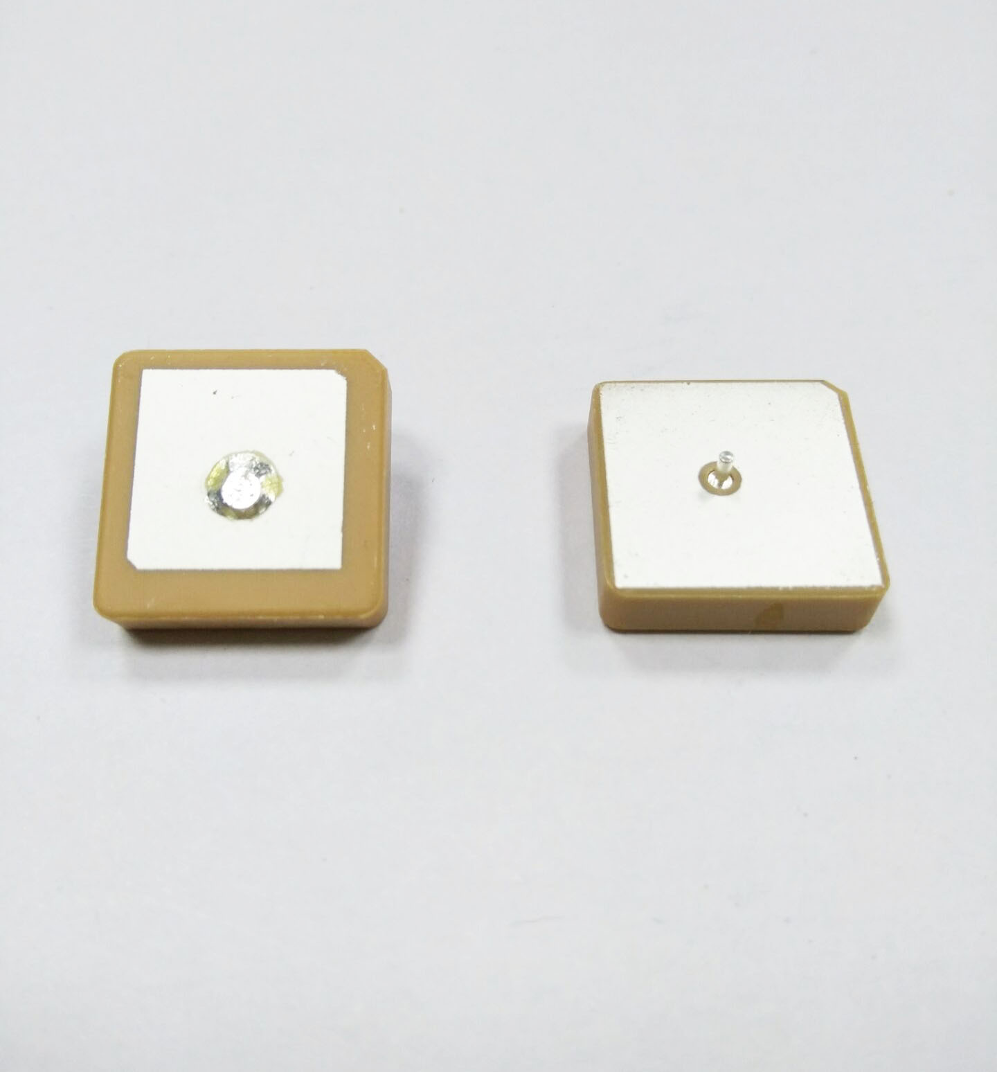 GPS陶瓷天線1540 內置天線 衛(wèi)星天線 導航 廠家直銷